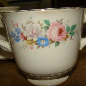 1949 Vintage Homer Laughlin Creamer and Sugar Bowl